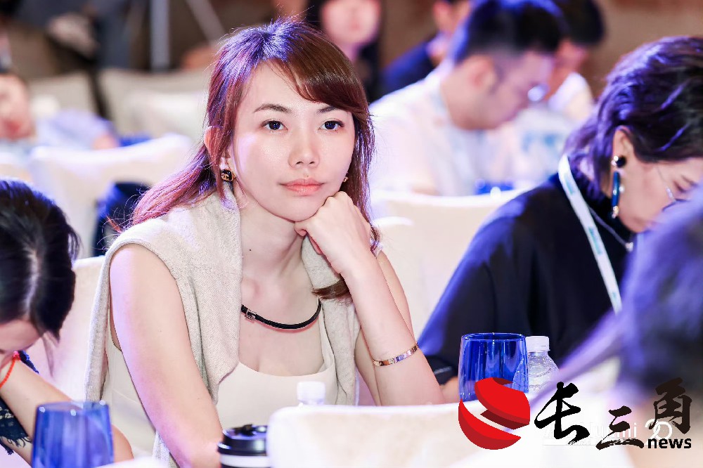 2025媒体管家:创新营销专家曾敏访谈:“近场电商”崛起时,用渠道差异化把用户情绪价值拉满
