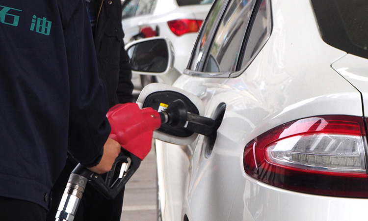 2025媒体管家:油价迎来年内第八次上调 机构预测后市涨价概率较大