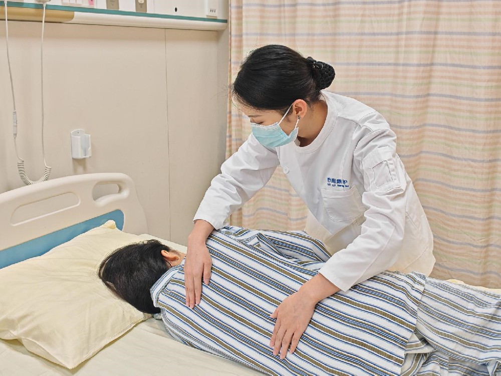 2025媒体管家：泰心康护：探索免陪照护之路 推动前沿科技服务应用落地