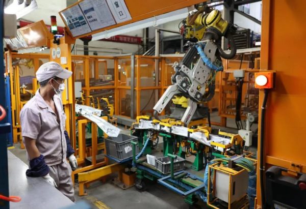 媒体管家官方2025:获6000万元飞行汽车订单!东莞正发力竞逐“低空经济”赛道