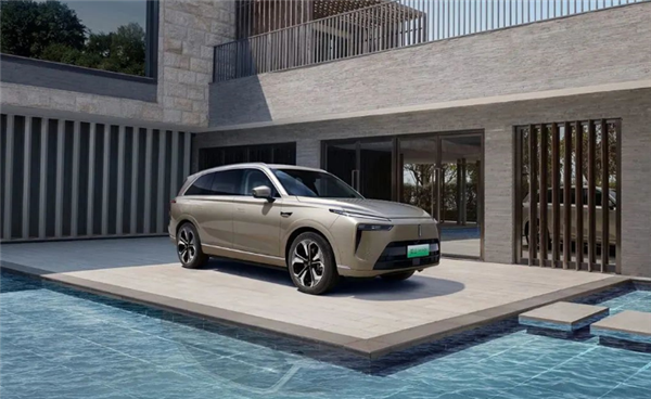 长城吹起反攻号角 魏牌蓝山交付首月卖出5136辆:狂挖理想L8墙角