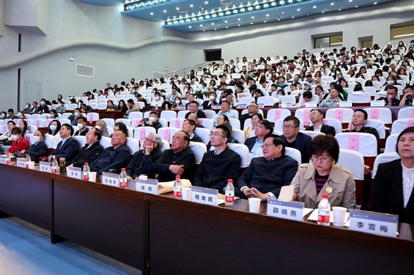 “鸥维数据”平台正式上线：收录数据超10亿条 涵盖至乡镇街道