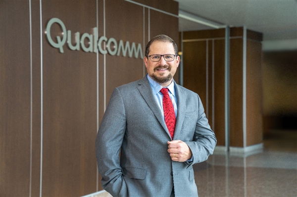 AI将触及人们生活的方方面面 为实现这一愿景终端将发生哪些改变