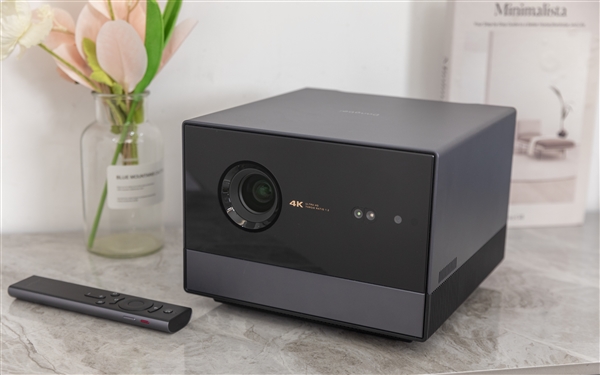 6000左右的家用投影仪 当贝F6明星产品 华为海思芯片助力8K解码