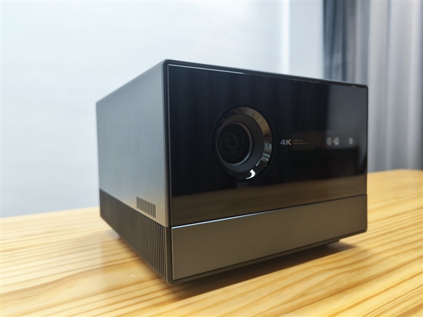 2023年618投影仪怎么选？预算6000元左右 4K投影仪首选当贝F6