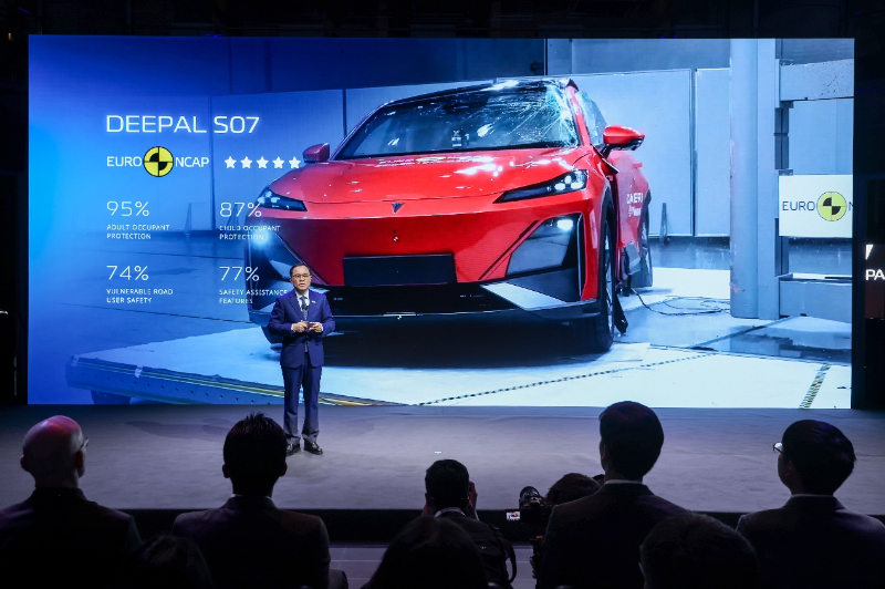 创新引领出海之路 “海纳百川”的深蓝汽车书写全球化发展新篇章