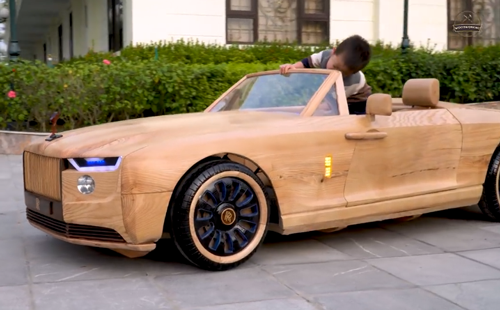 给孩子买豪车就差2个亿怎么办？用电锯做了一辆！