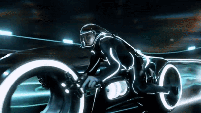 给孩子买豪车就差2个亿怎么办？用电锯做了一辆！