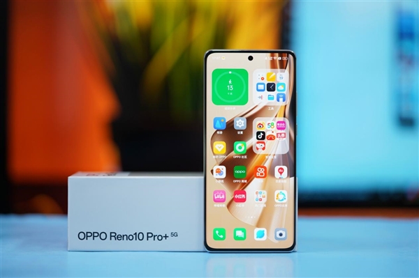 6400万大底潜望长焦！OPPO Reno 10+图赏
