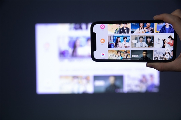 2023年618投影仪怎么选？预算3000元左右 就选这三款！