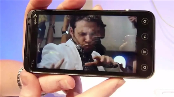 曾经全球第一的手机杀回来了 但这新机是在逗我吗？