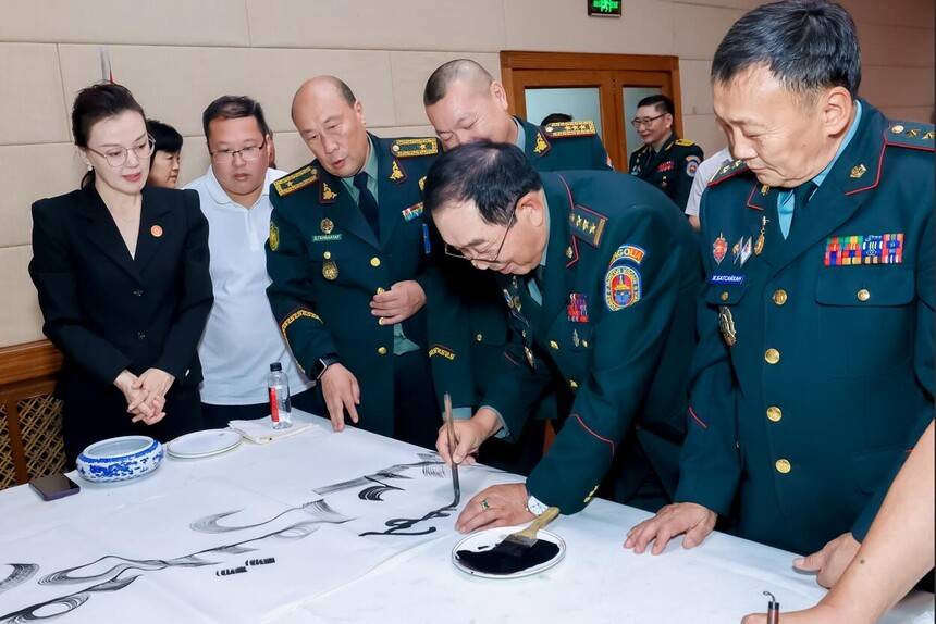 中联国兴书画院与蒙古国军人联合会文化交流联谊会在京举办(图13)