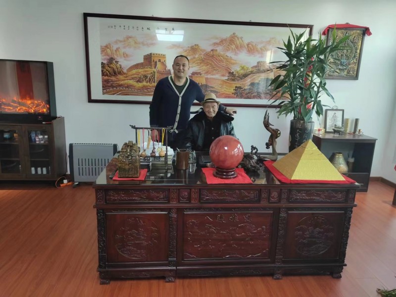 伊康集团许哲铭参加大健康产业调研座谈活动，共谋产业发展新篇章(图1)