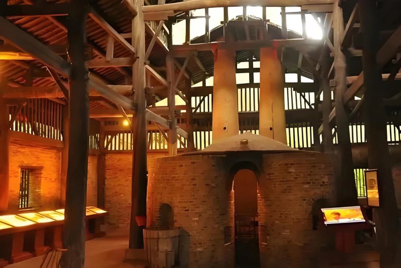 收藏家王梓豪(图2)